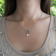 Load image into Gallery viewer, Spark necklace
