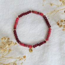Charger l&#39;image dans la galerie, Bracelet Hibiscus sacré ~ Création unique
