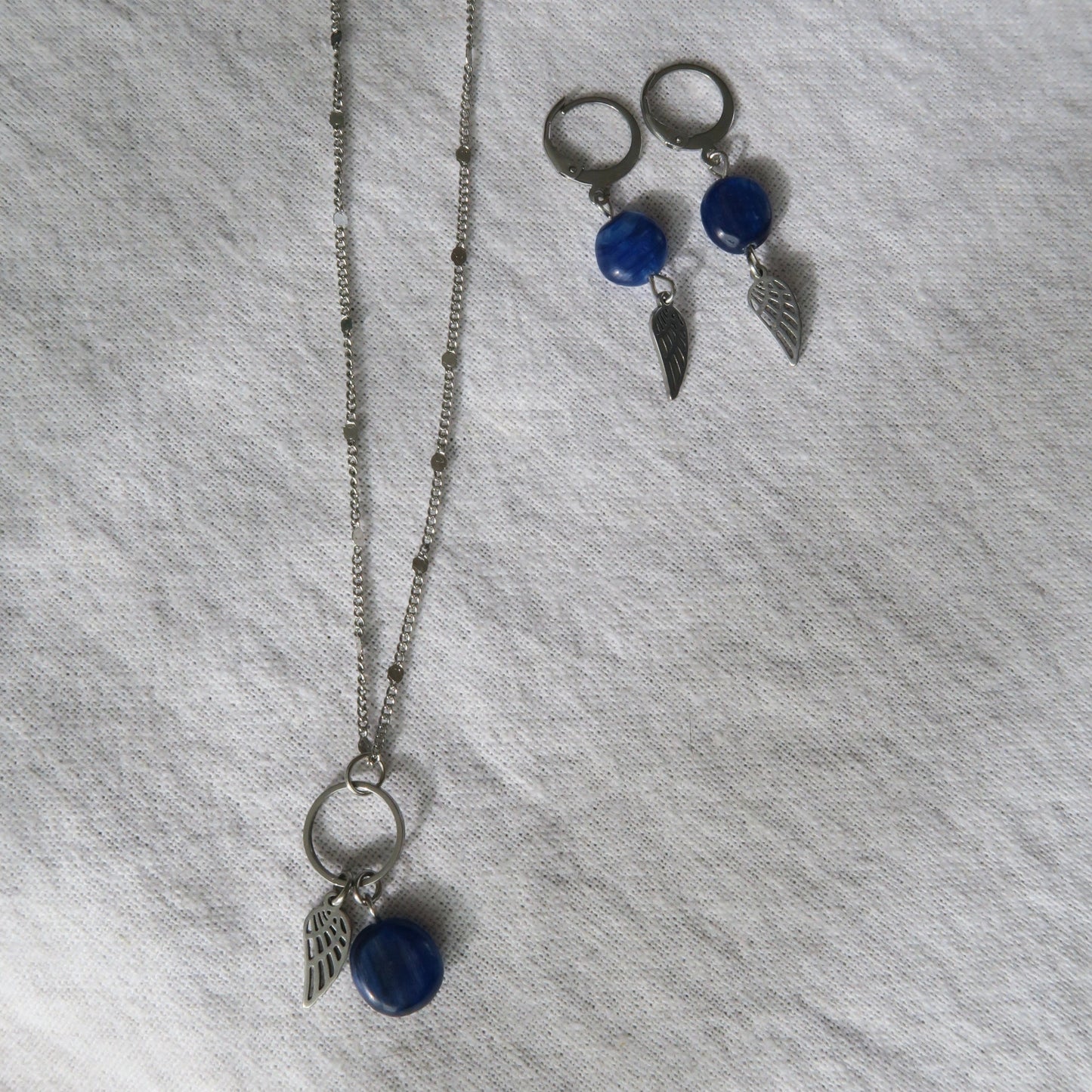 Collier Lever le voile