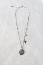 Load image into Gallery viewer, Spark necklace

