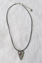 Load image into Gallery viewer, Spark necklace
