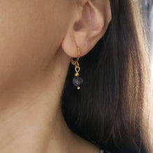 Charger l&#39;image dans la galerie, Boucles d&#39;oreilles Mystérieuse
