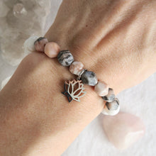 Load image into Gallery viewer, Positive heart bracelet
