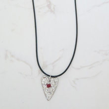 Load image into Gallery viewer, Spark necklace
