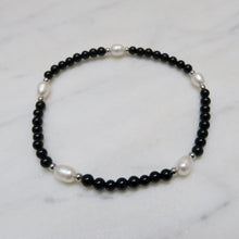 Load image into Gallery viewer, Ankle bracelet Gentle - Onyx
