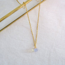 Load image into Gallery viewer, Clarity necklace
